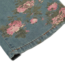 Load image into Gallery viewer, HANA STRIKE JEANS