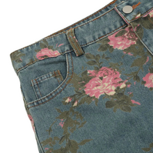 Load image into Gallery viewer, HANA STRIKE JEANS