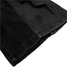 Load image into Gallery viewer, TWIN-FOLD PANEL JEANS