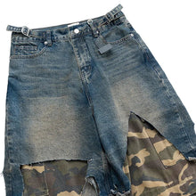 Load image into Gallery viewer, RIPPED DOUBLE DROP CAMO JEANS