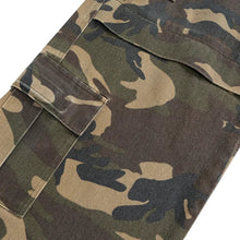 Load image into Gallery viewer, RIPPED DOUBLE DROP CAMO JEANS