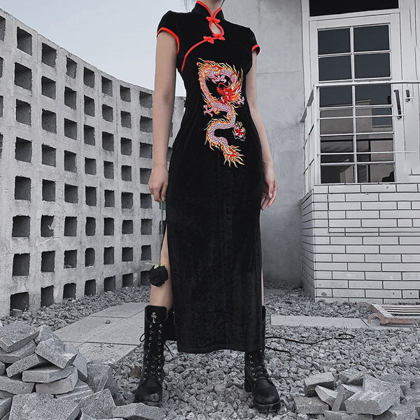 RYUU EMBROIDERED DRESS hover image
